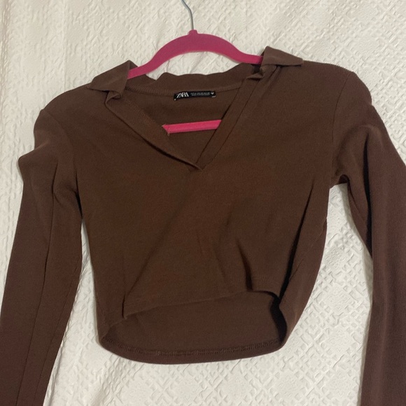 Zara Tops - Zara cropped long sleeve top